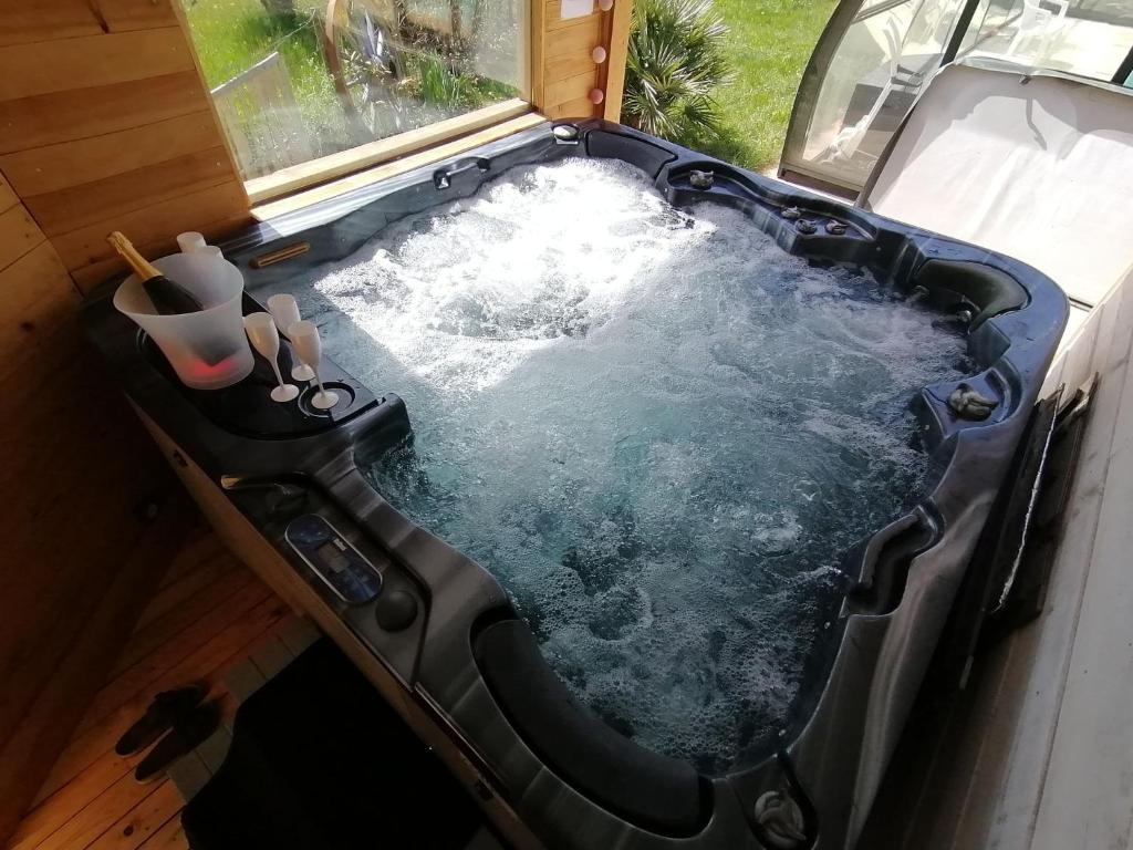 Chambre avec jacuzzi privatif "le pêcher" - 5