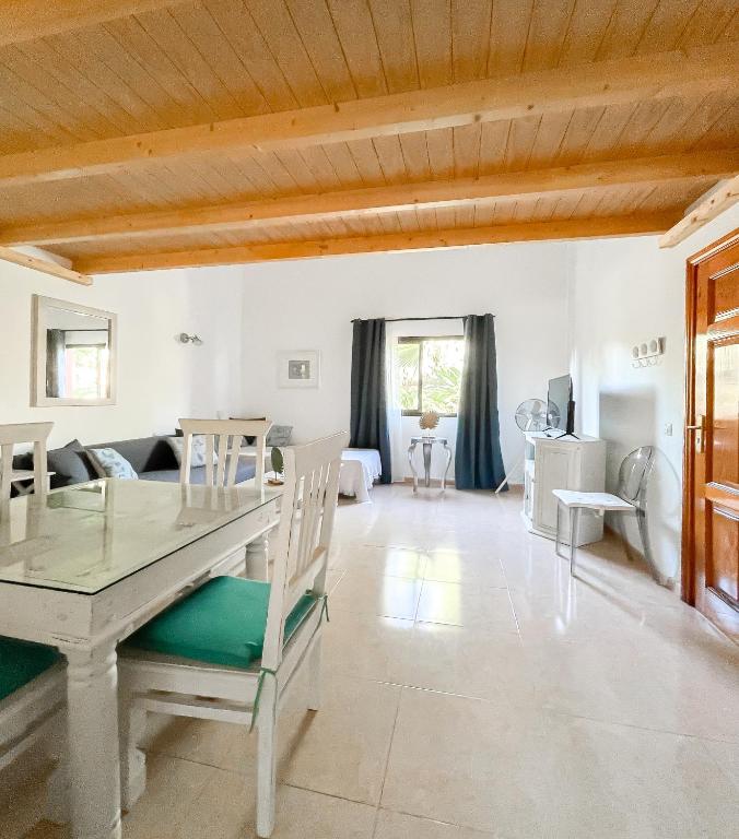 Oasis Tamarindo by Best Holidays Fuerteventura - 3