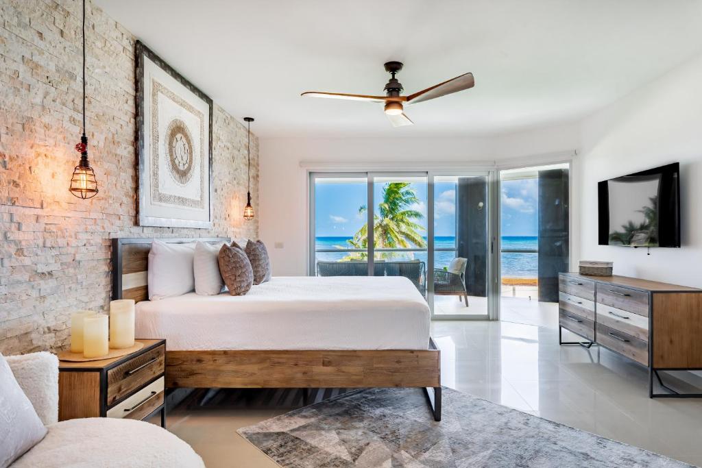 Gorgeous Ocean Front Apartment Casa Shell condo - 5