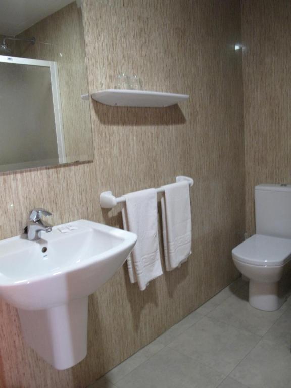 Hotel Reymar Playa — Hotel rooms in Malgrat de Mar, Catalonia