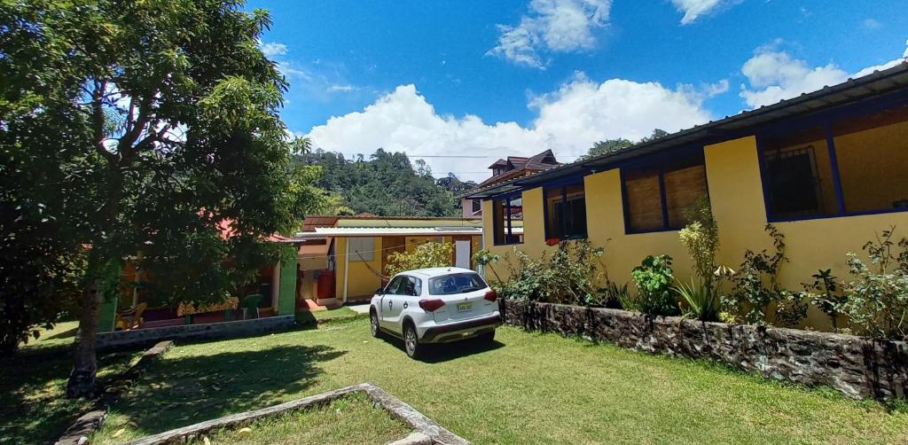 Conrado's Guesthouse B&amp;B — Hotel in Villa Altagracia