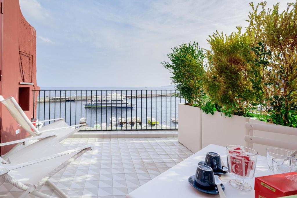 Capri Marina Suite - 2