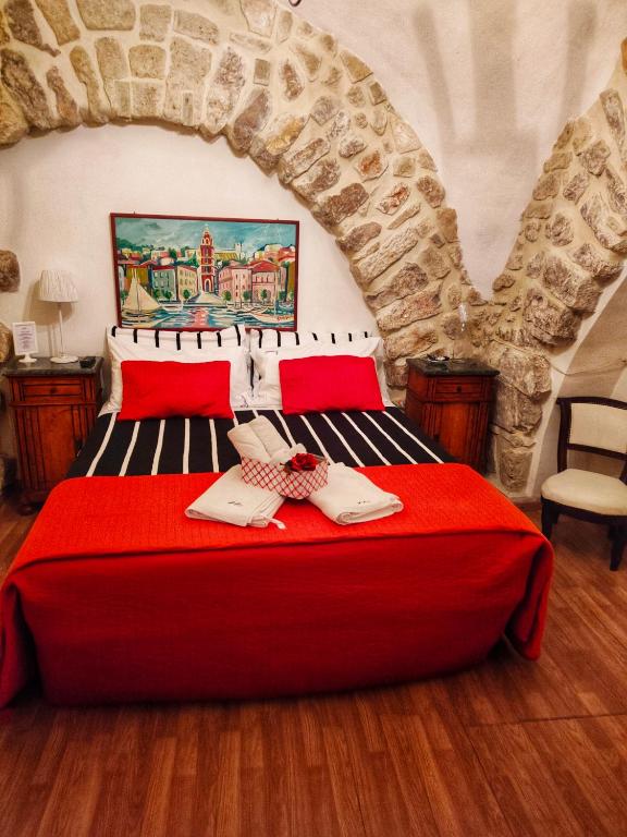 Nari Bed&amp;Breakfast — Hotel in Gaeta