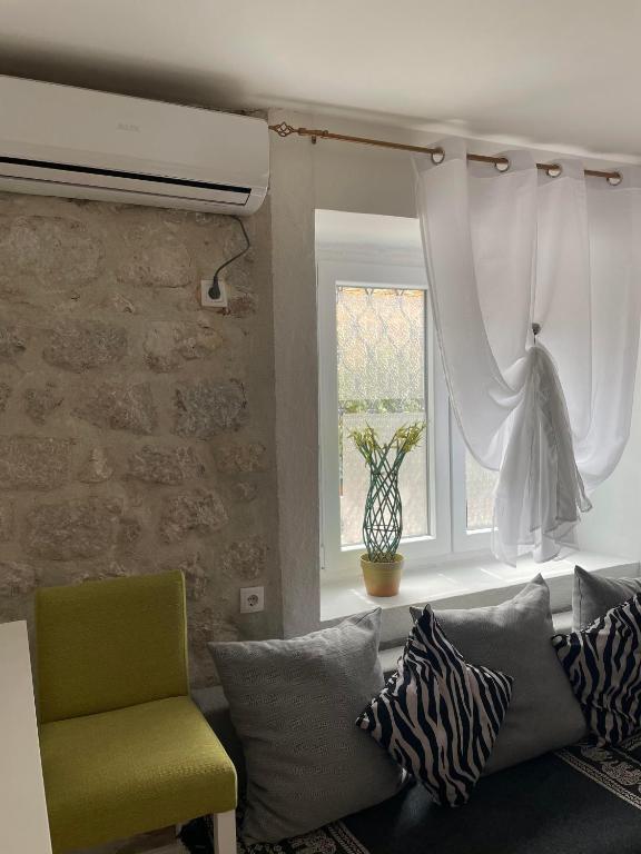 Cozy Little House Kotor - 3