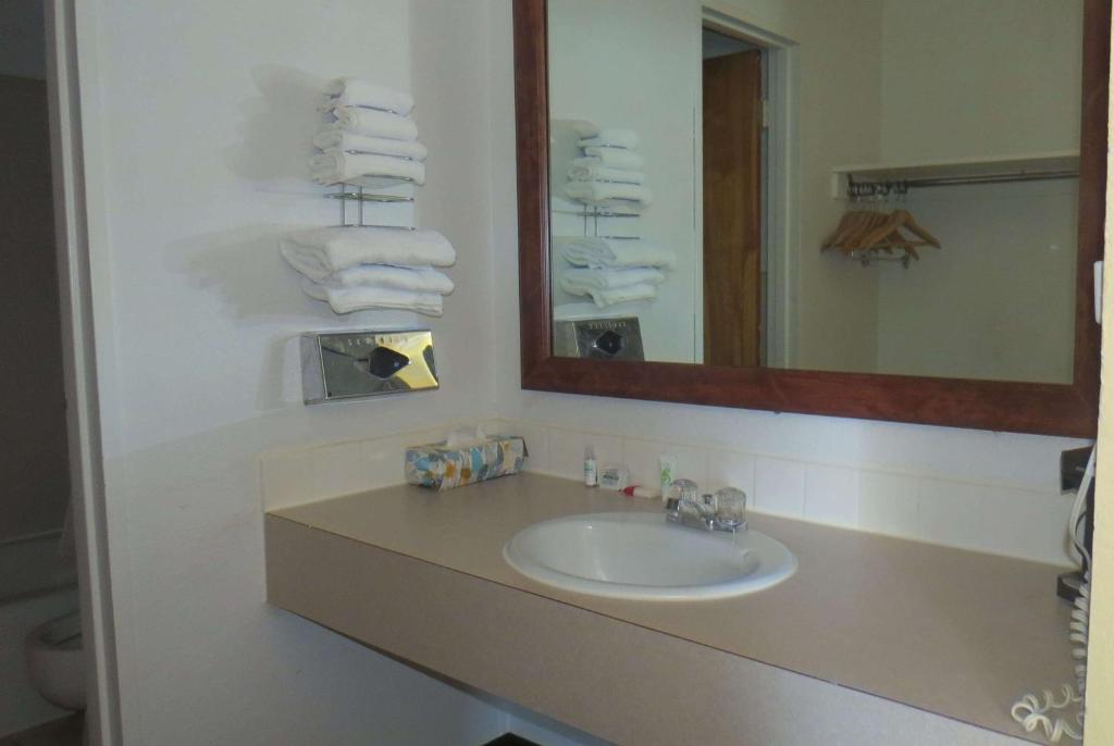 Travelodge by Wyndham Stratton photo