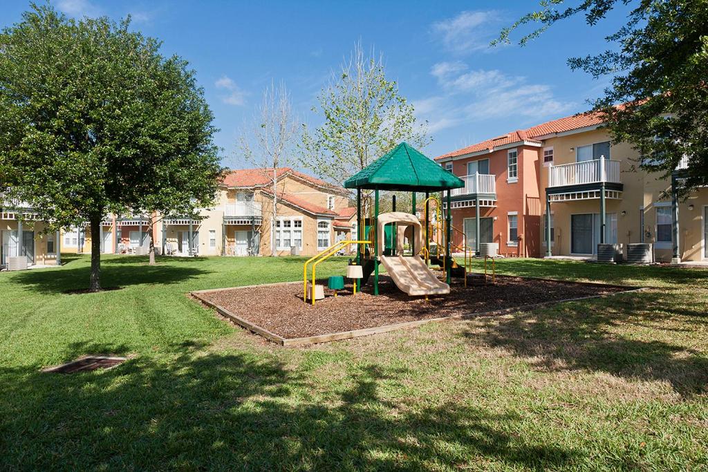 3Br 3Bath Private Townhome 10min Disney 1270ft 전경