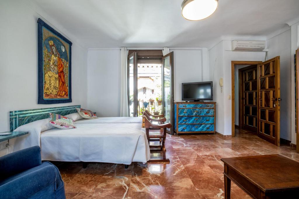 Apartamento con patio cordobés en San Basilio & Parking - 2