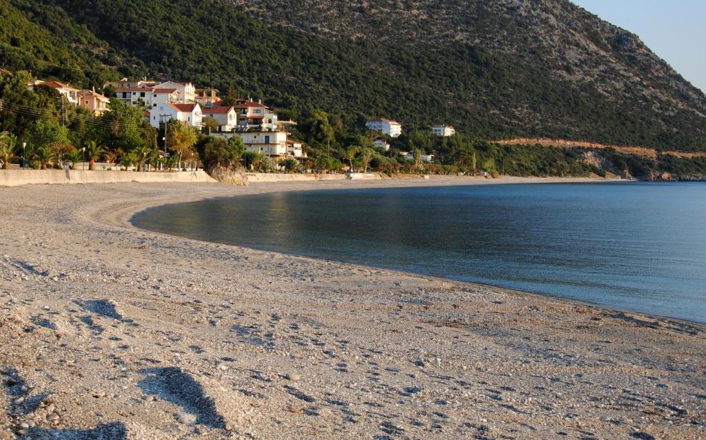 Filoxenia Hotel & Apartments photo