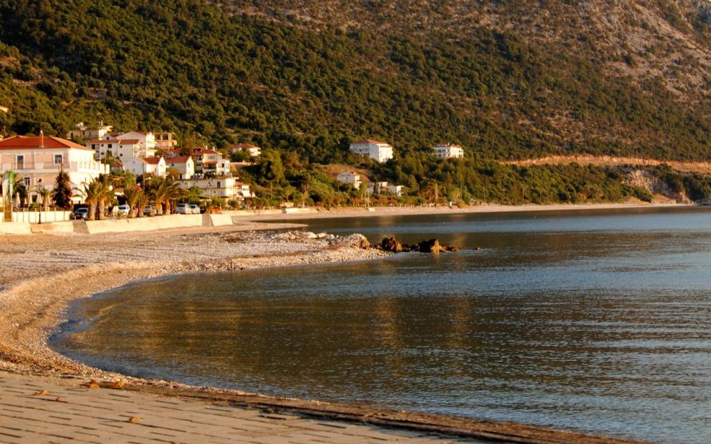 Filoxenia Hotel & Apartments photo