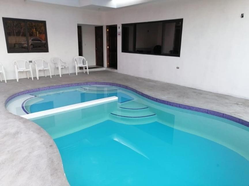 Guatemala Beachfront Villa with Direct Beach Access! en Monterrico