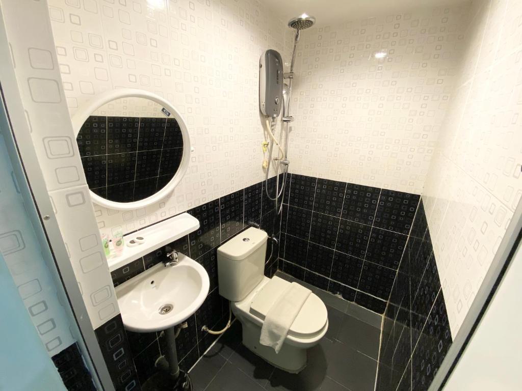 1108 Hotel Sungkai photo