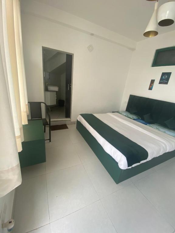 Parimahal homestay green apple private ensuite — Hotel in Shimla