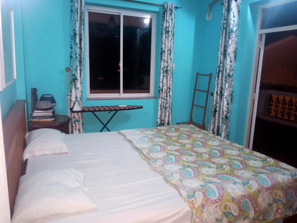River side apartment photo