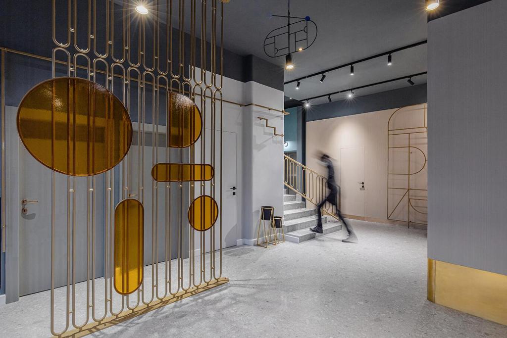 フロント・ロビー