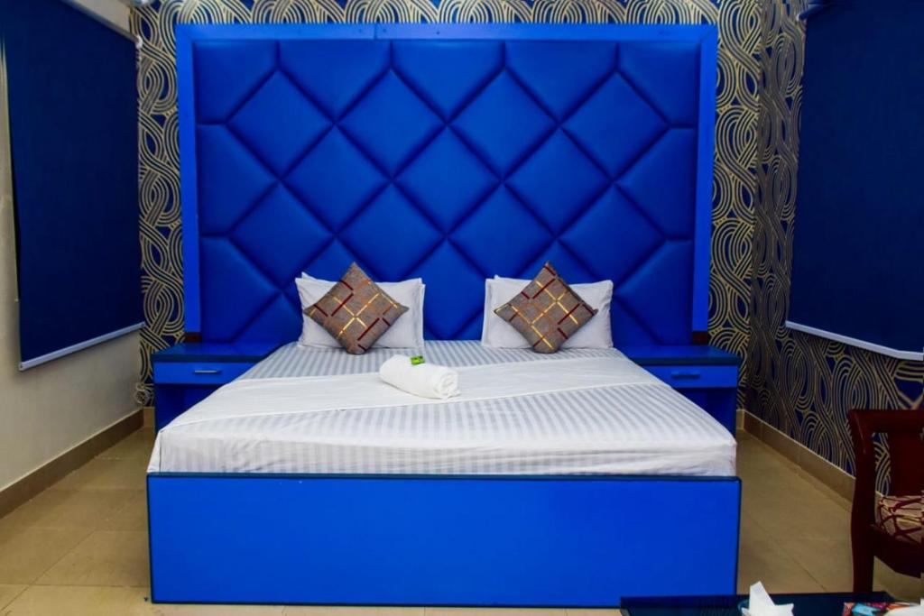 Clifton Rezidor — Hotel in Karachi
