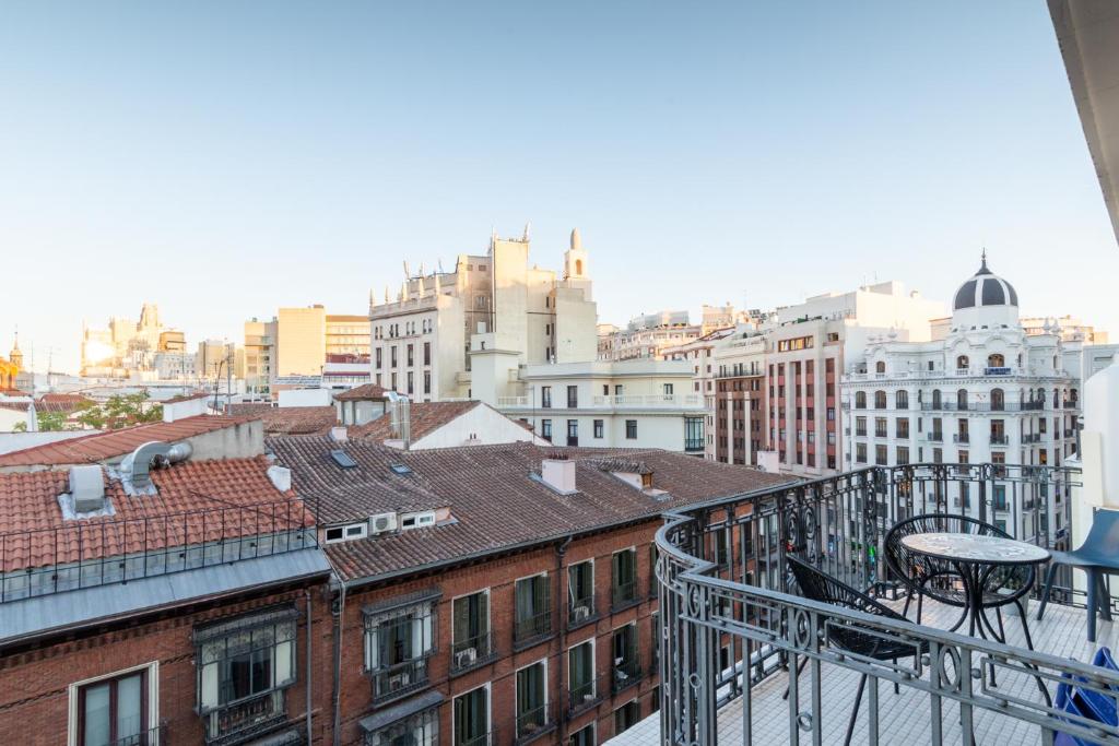 PENTHOUSE deluxe GRANVIA, by MONARO photo