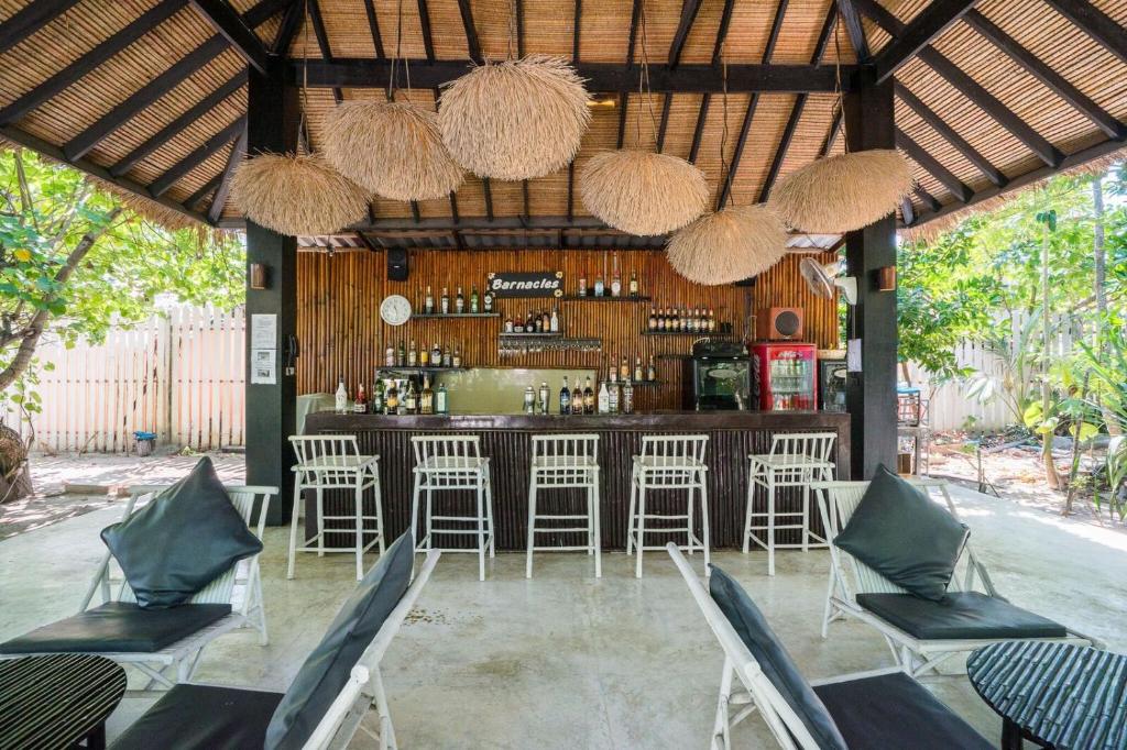 bar/salon
