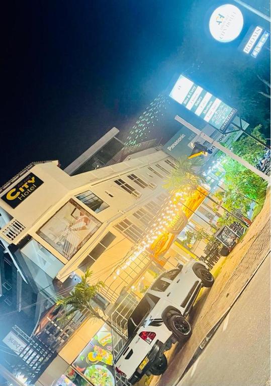 Airport City Hotel — Hotel in Negombo