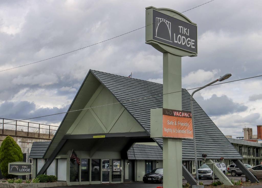 Tiki Lodge Motel photo