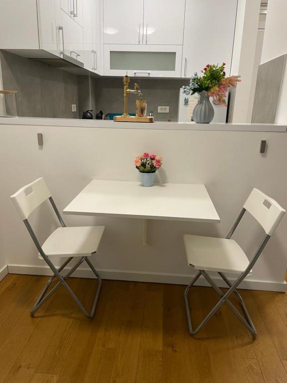 NEVA APARTMENT photo