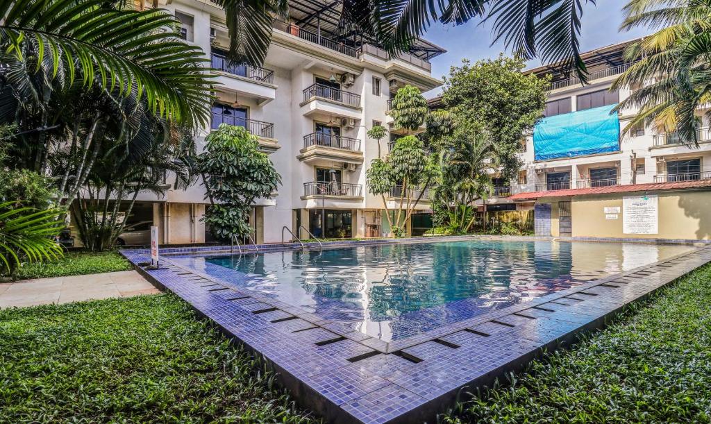 スイミングプール