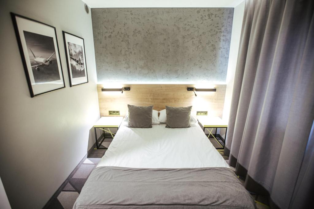 Air Hotel photo