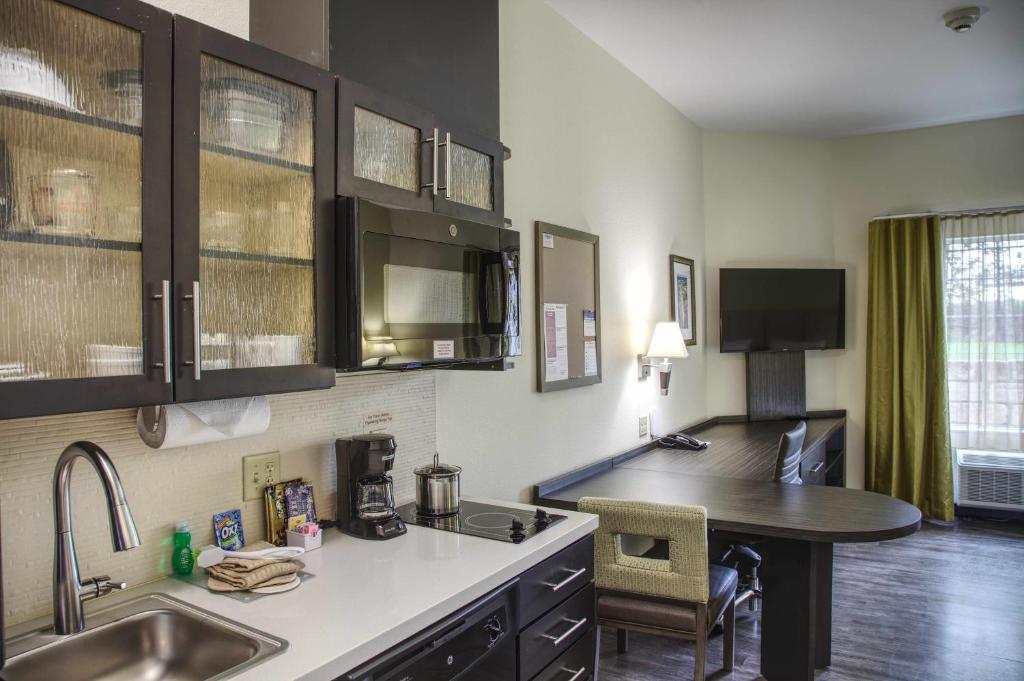 Candlewood Suites Austin North photo