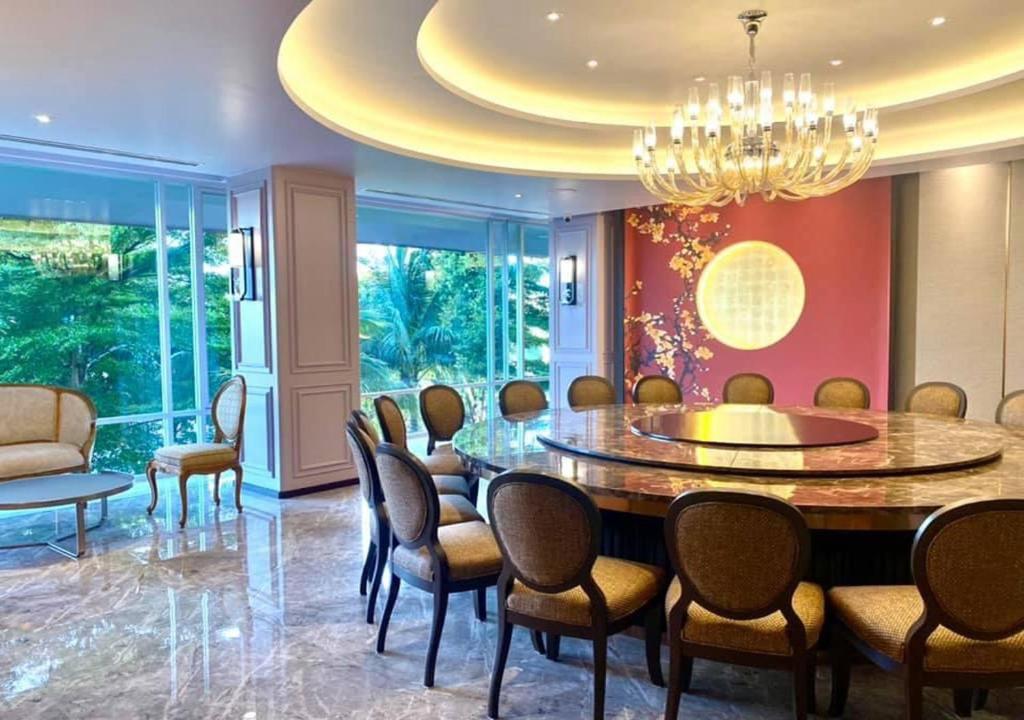 Krungsri River Hotel