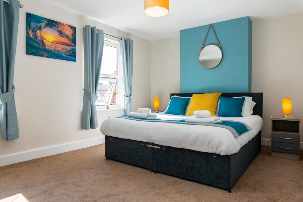 Cheltenham 2 Bedroom Home (Sleeps 6) photo 2