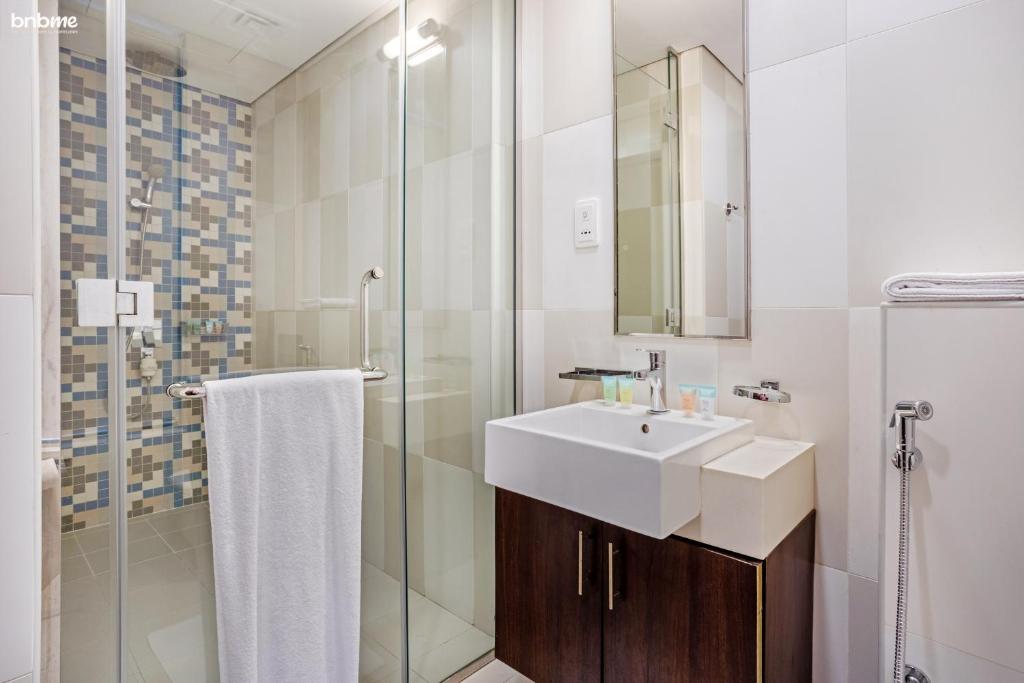 bnbmehomes - Rare Find on the Palm Jumeirah - 100 photo
