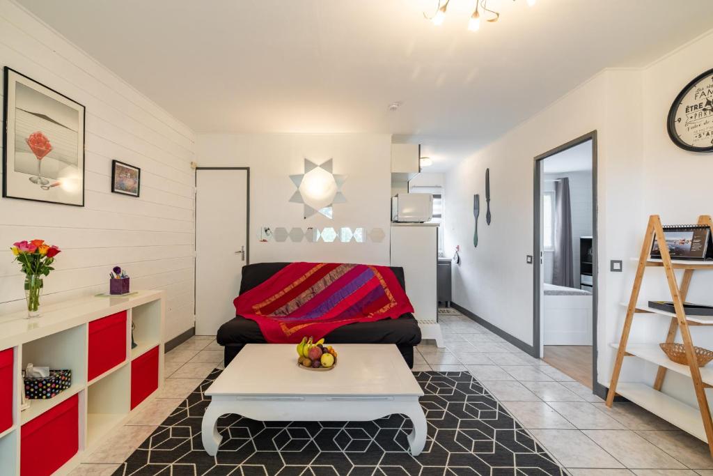 Le Saphir, Branville