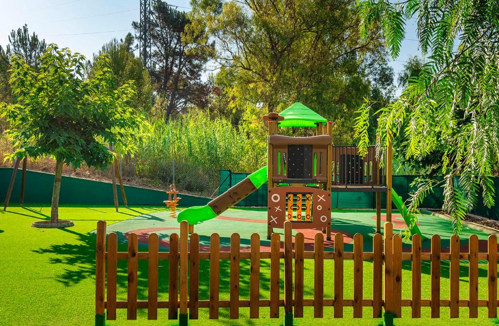 Apartaments Els Llorers — Attractions for children in Lloret de Mar, Catalonia