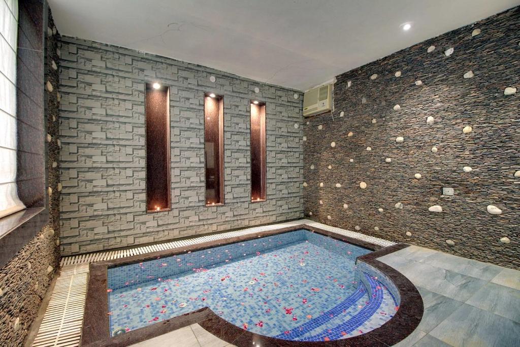 Luxury Jim Corbett Resort photo