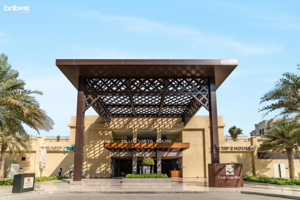 bnbmehomes - Rare Find on the Palm Jumeirah - 100 photo