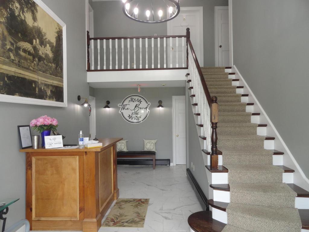 The Bond 1786 Inn photo