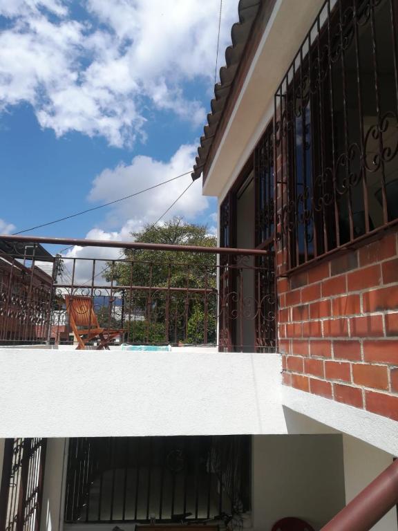 Apartamento amoblado con balcón en Ibagué - 2