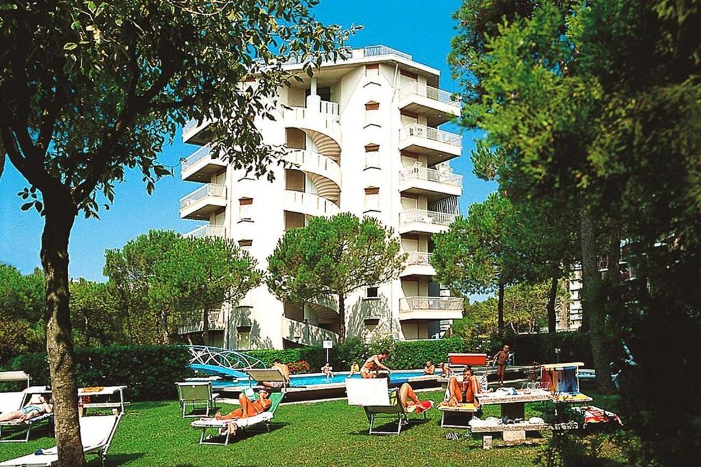 Residence Marco Polo Lignano Sabbiadoro - IVN01494-CYA — Hotel in Lignano Sabbiadoro