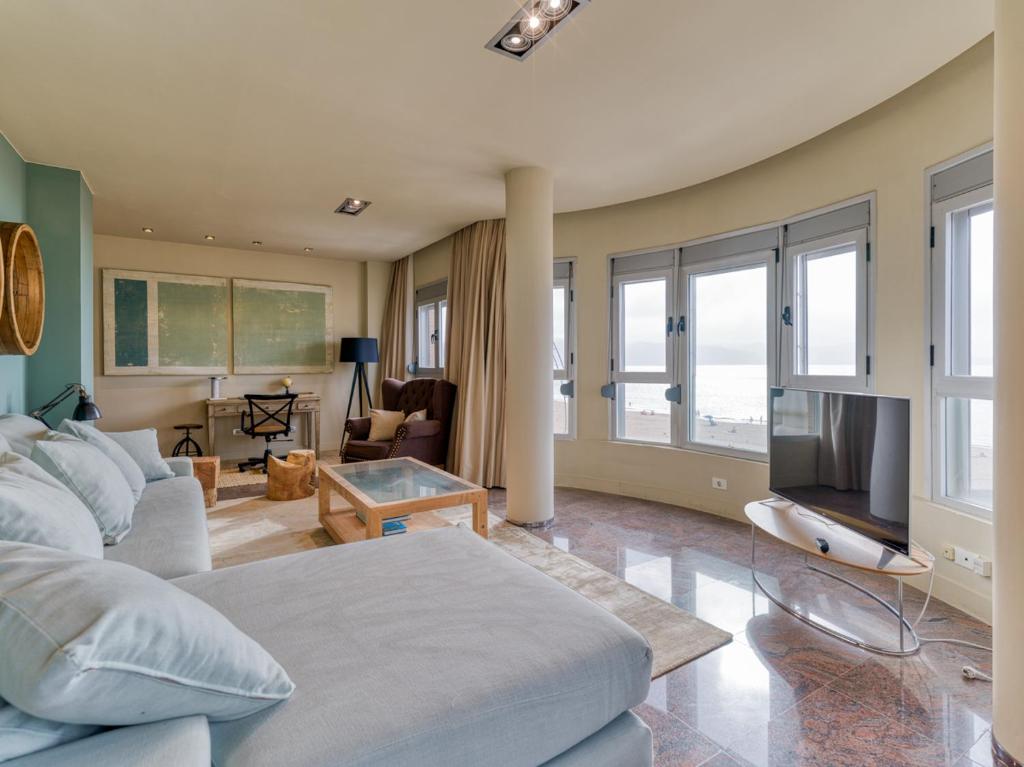Luxury Bakus Canteras Beach - 1