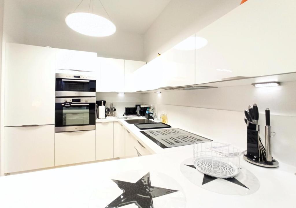 Viva Riviera - Modern Brand New 1 Bedroom Palais Foch - 2