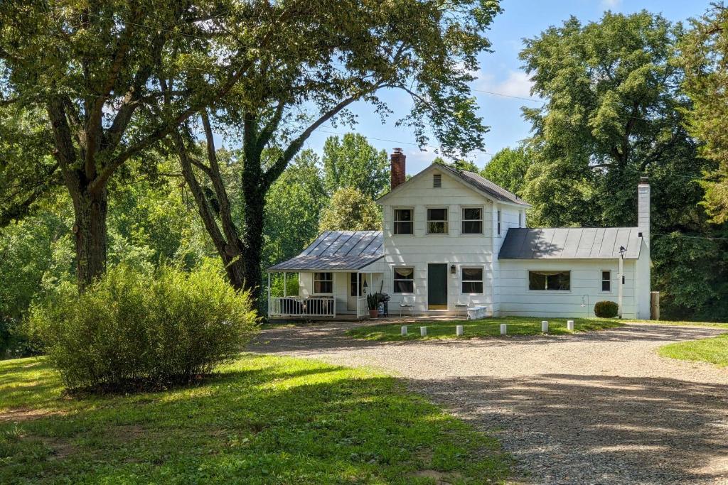 The Shotwell House by Shenandoah National Park!