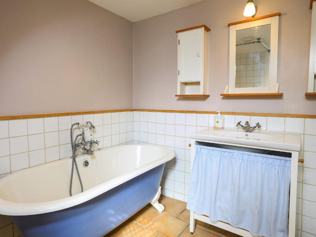 Bow Cottage, Salcombe photo 4