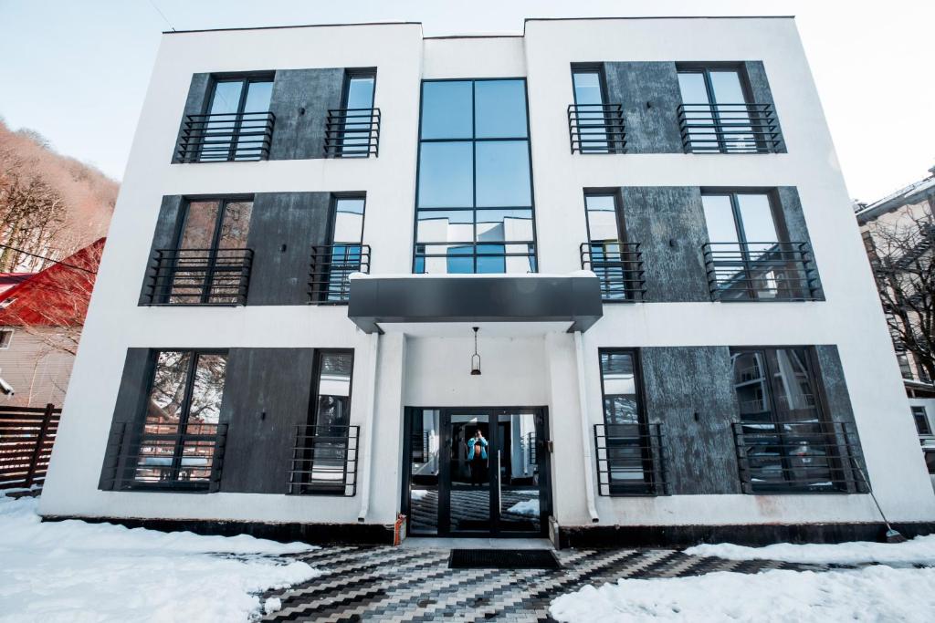Апартаменты Горы — Hotel in Estosadok