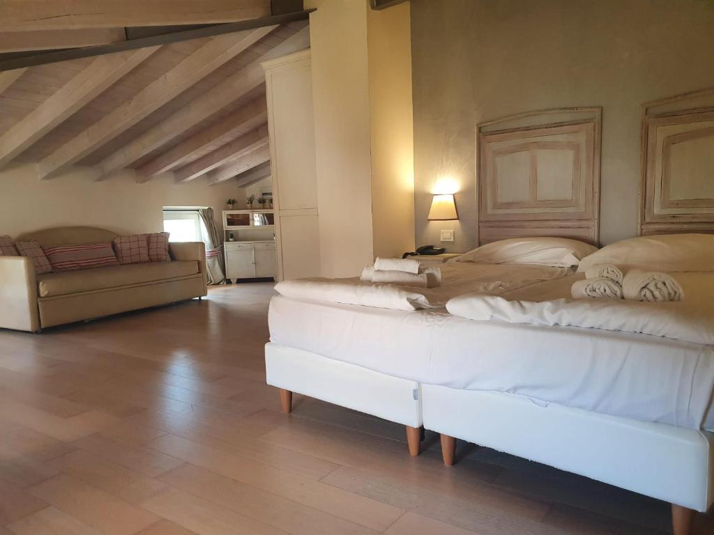 Hotel Villa Moron - 3