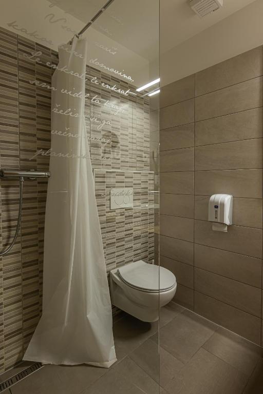 Boutique rooms Pri Rogovilcu photo