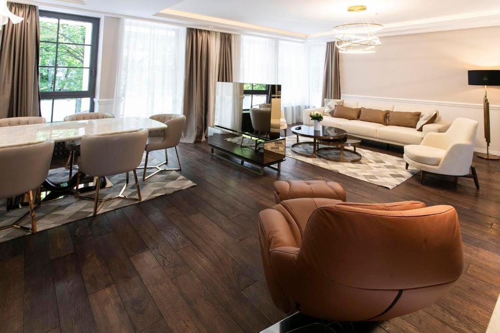 Truth Touch of Luxury - 5