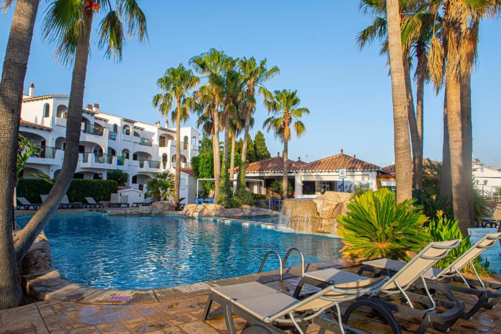Siesta Mar Apartamentos — Hotel in Menorca