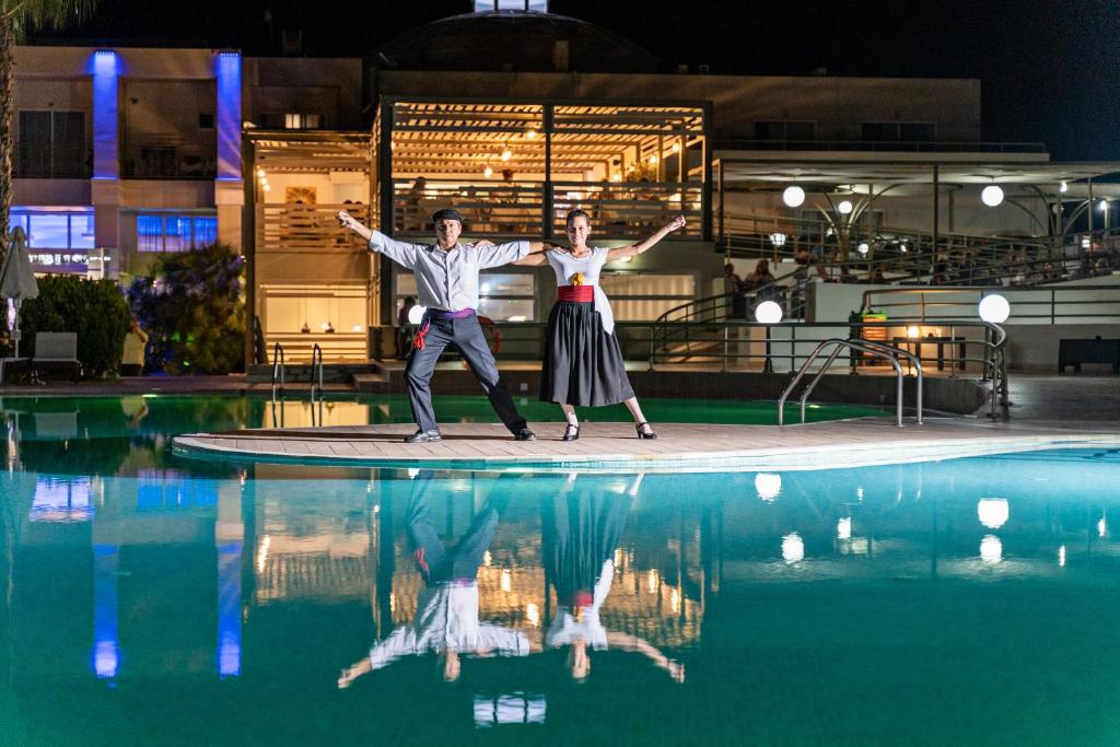Georgioupolis Resort & Aqua Park — Swimming pool in Georgioupolis