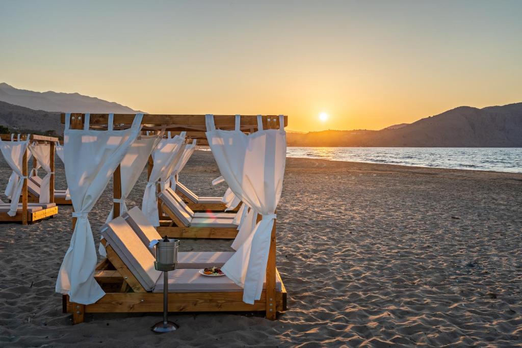 Georgioupolis Resort & Aqua Park — Beach in Georgioupolis