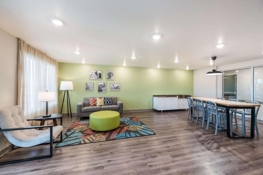 WoodSpring Suites Tucson-South photo