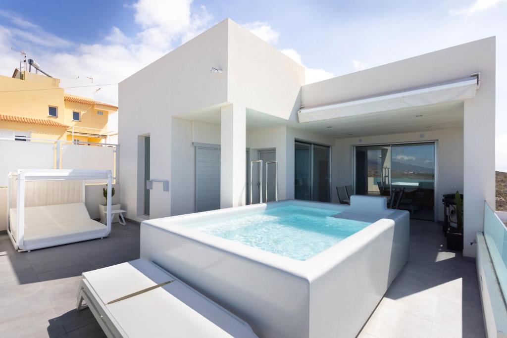 Pool Jacuzzi Home of Tulio 전경